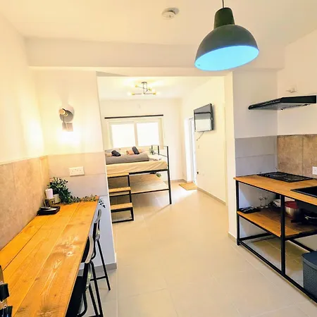 Gozo Vacation Апартаменты Надур