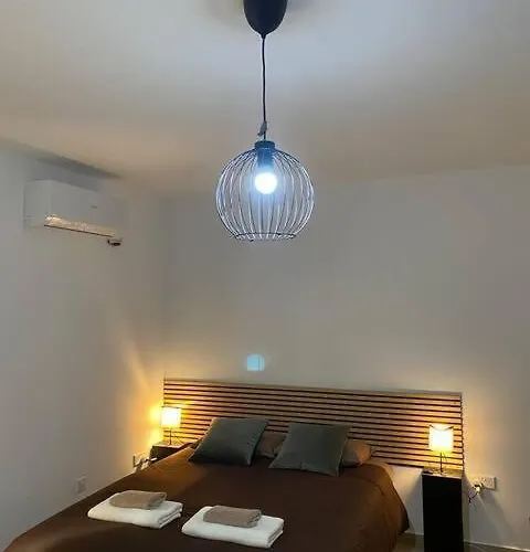 Gozo Vacation Надур