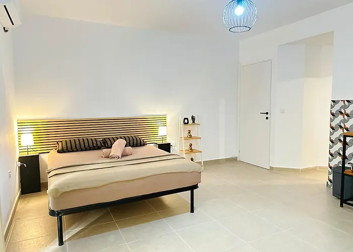 Апартаменты Gozo Vacation *